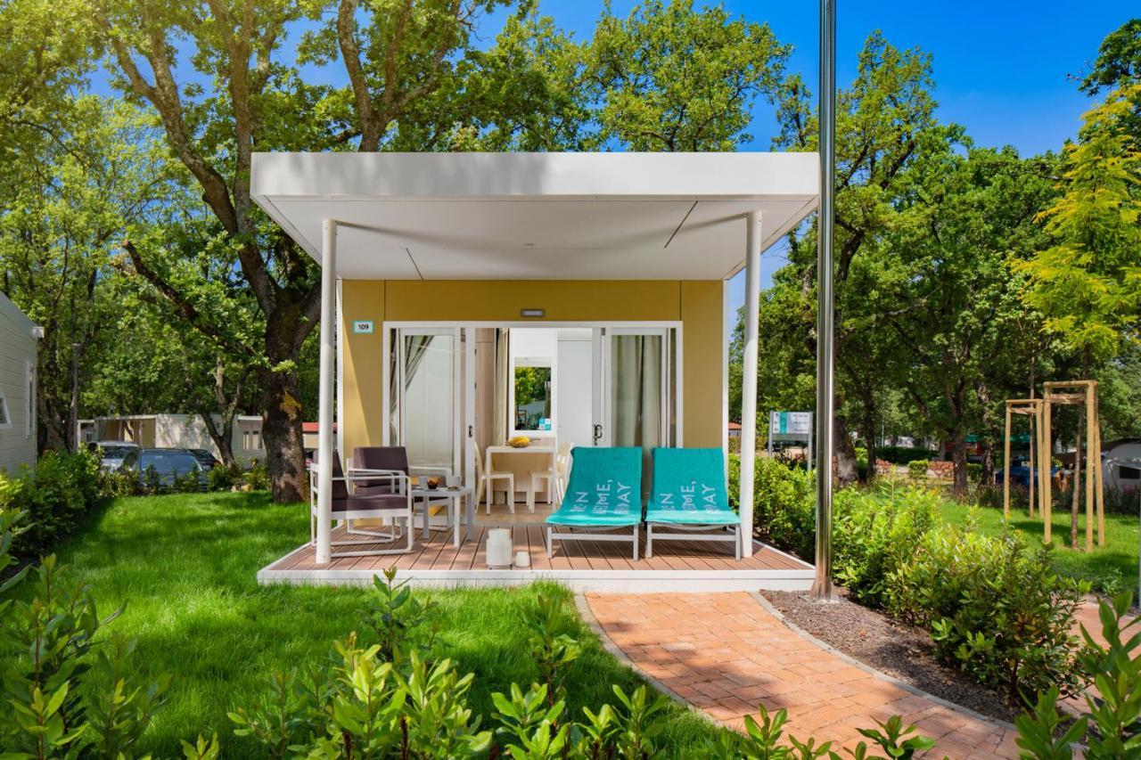 Camping Ulika Mobile Homes - Naturist Cervar-Porat Exterior photo