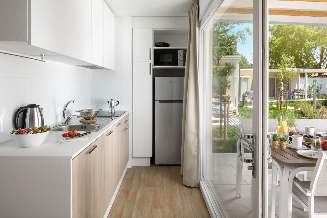 Camping Ulika Mobile Homes - Naturist Cervar-Porat Exterior photo
