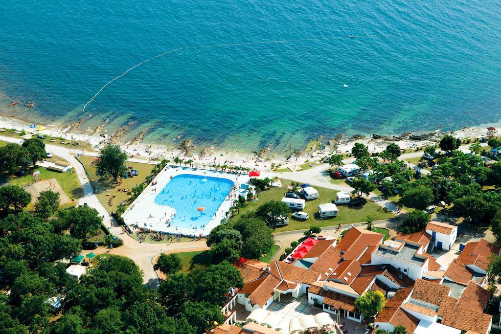 Camping Ulika Mobile Homes - Naturist Cervar-Porat Exterior photo